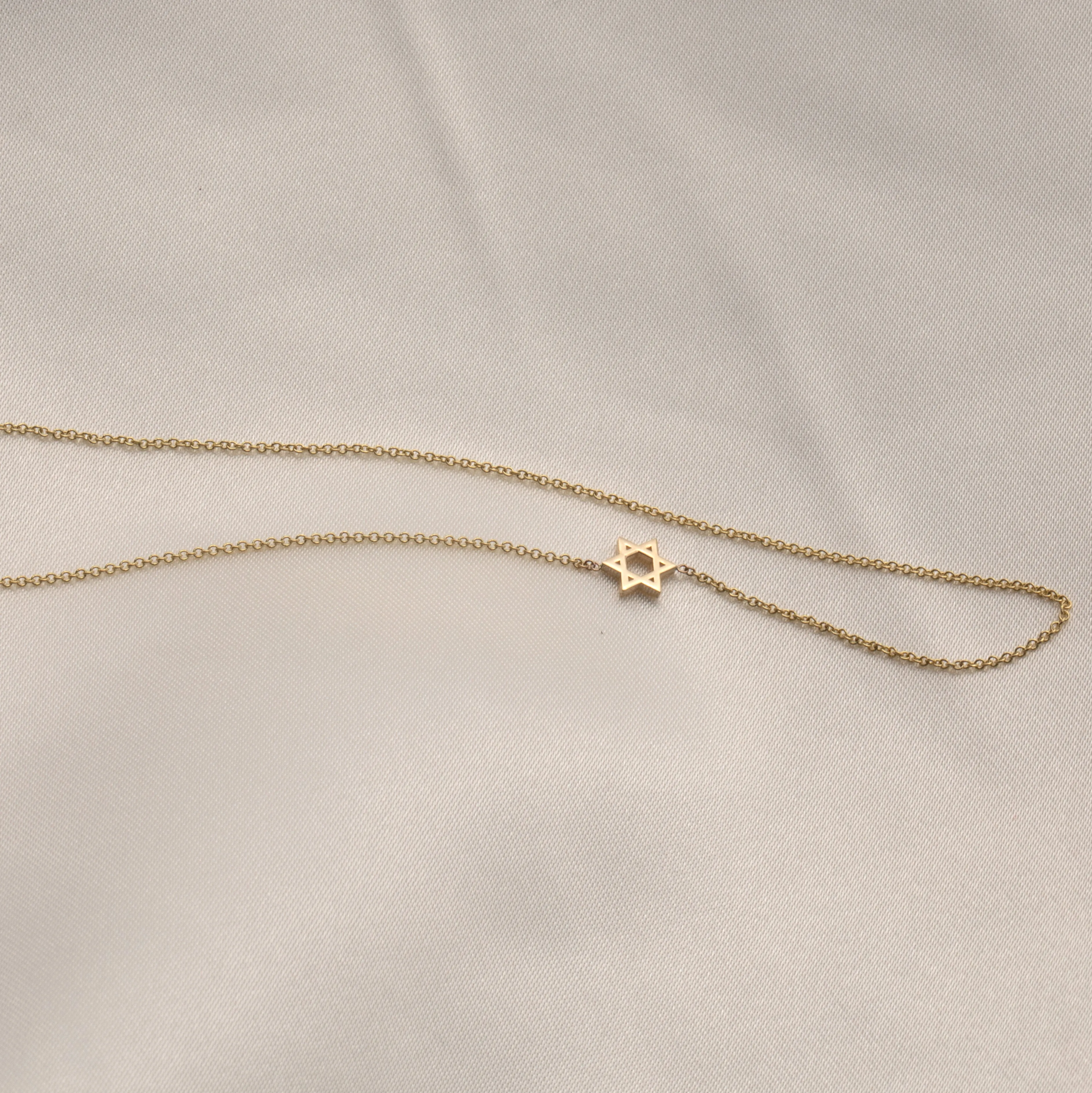 14K GOLD ASYMMETRICAL CHARM NECKLACE - Star of David