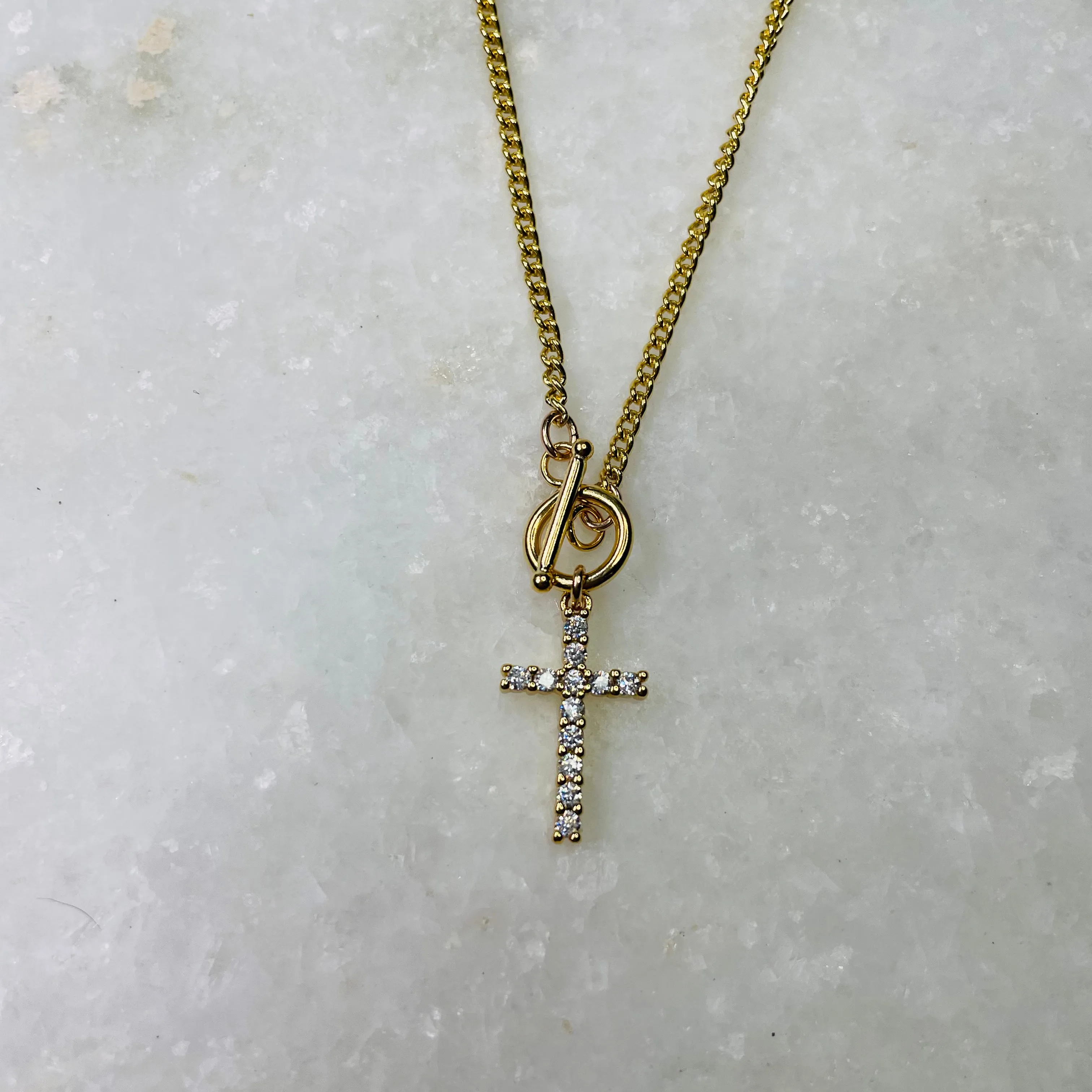 Allison Avery Cross Chain