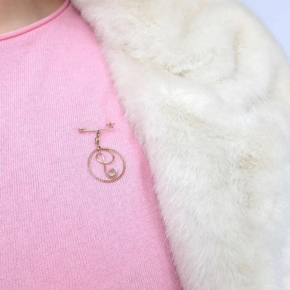 Art Deco 1930's Rolled Gold Letter 'P' Brooch