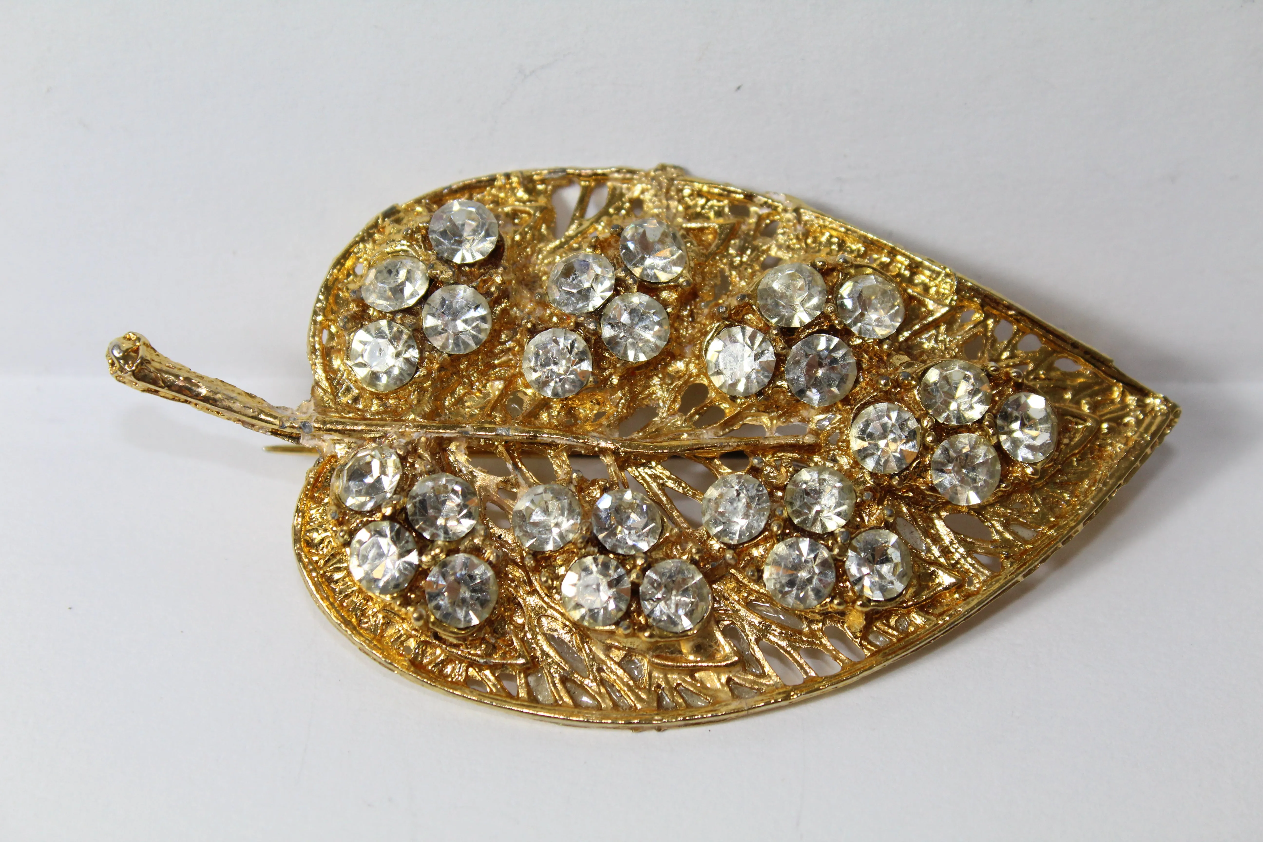 Diverse Vintage Brooches, Various Models, Made in 1960