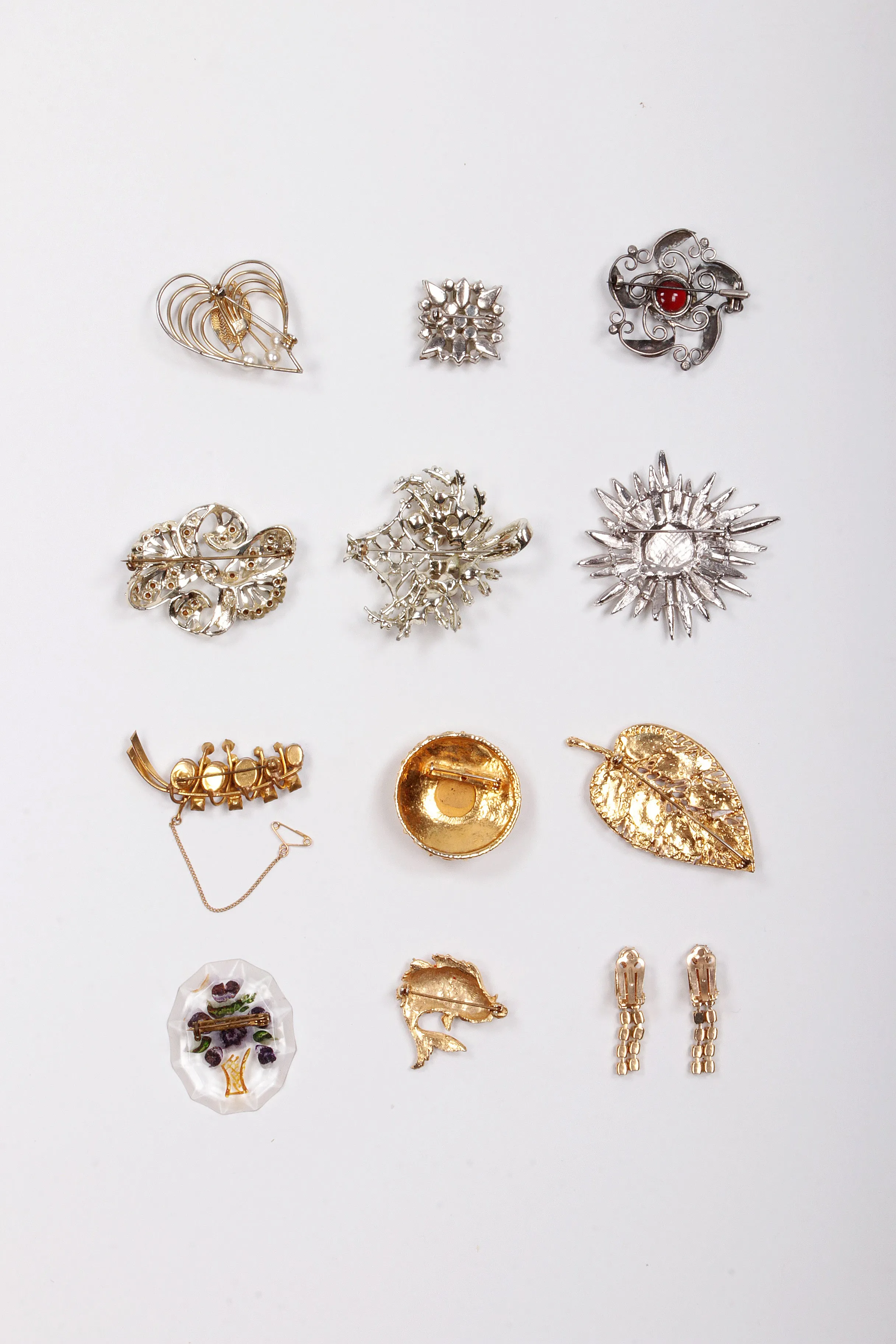 Diverse Vintage Brooches, Various Models, Made in 1960