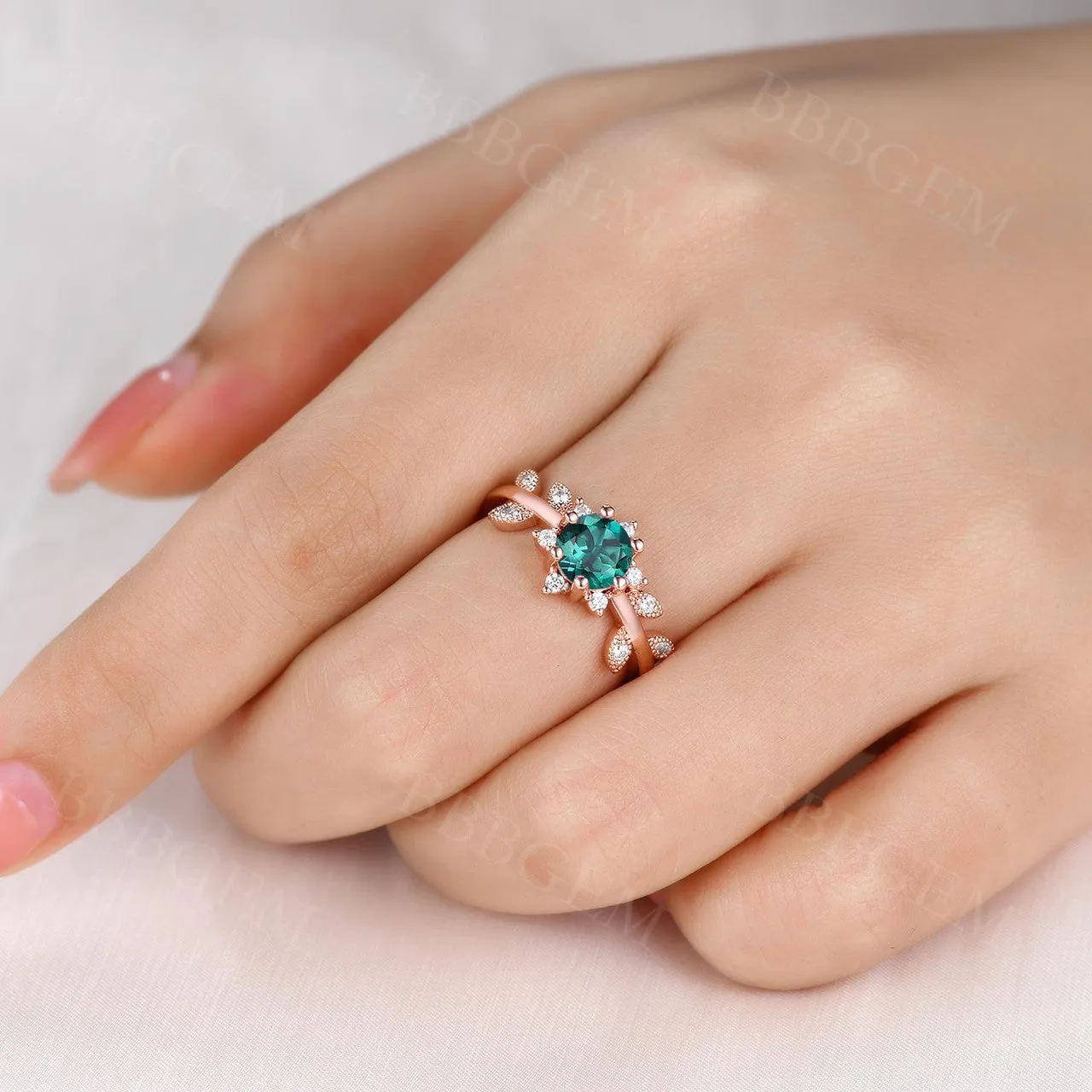 Emerald Leaf Engagement Rings for Women Green Emerald Leaves Ring Anniversary