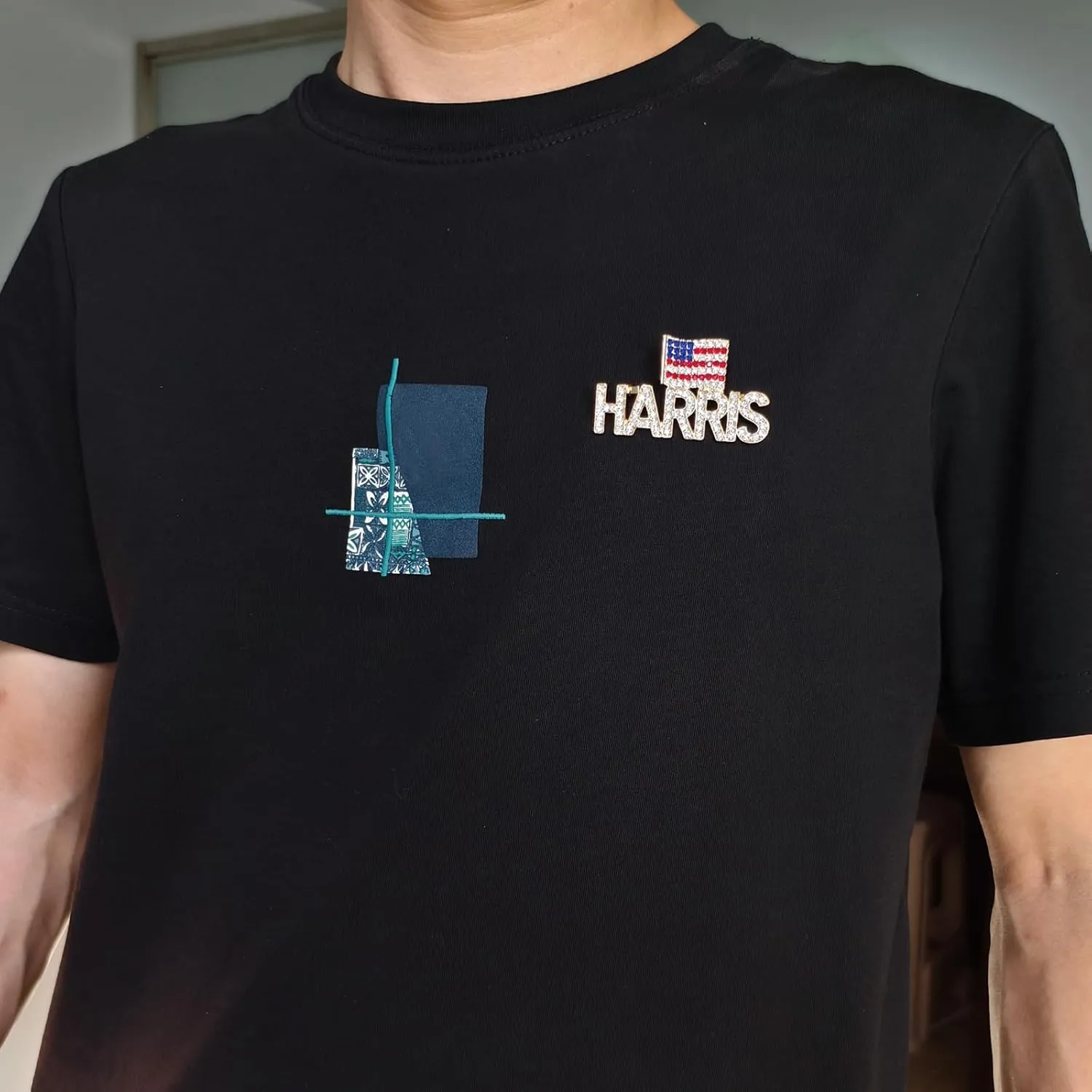 Harris Pin with USA Flag, Crystal Harris Lapel Brooch Memorabilia Gift for 2024 United States Presidential Election