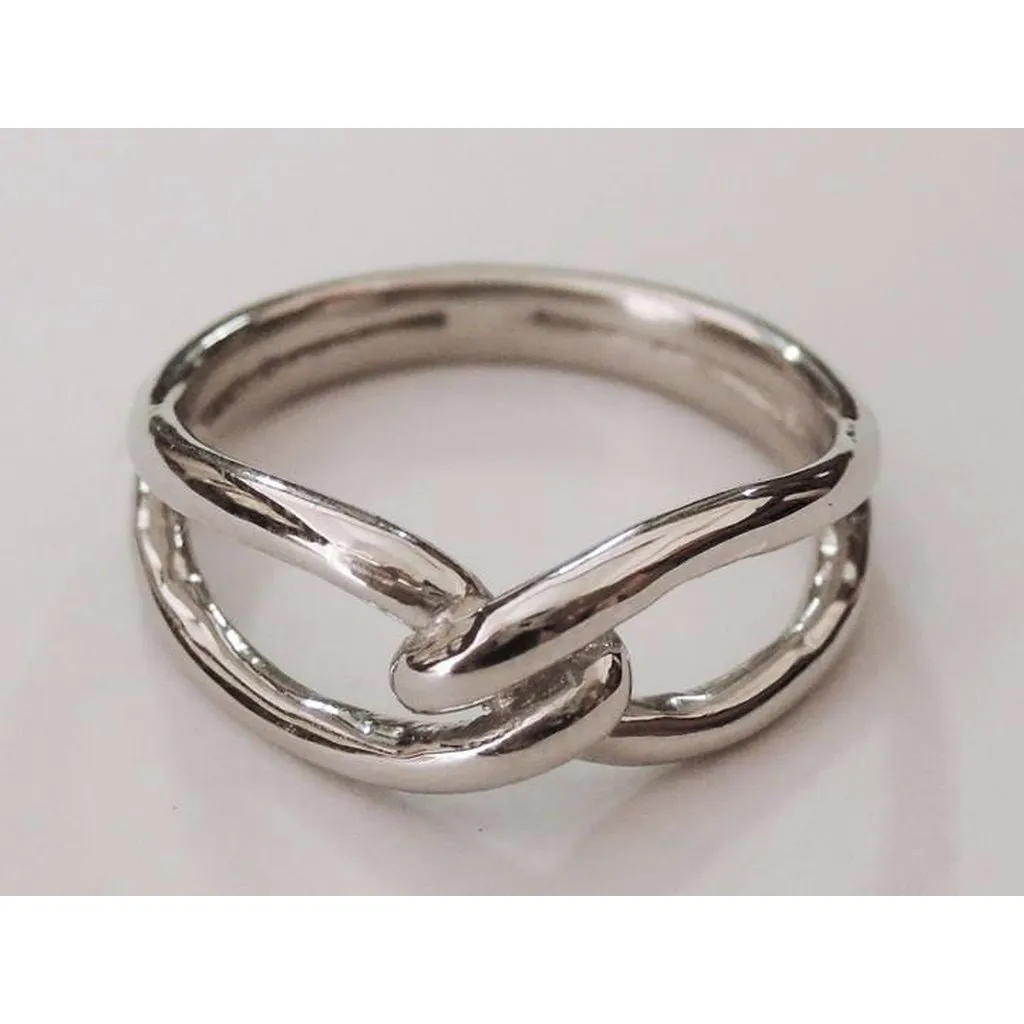 TINY OPEN CIRCLE RING