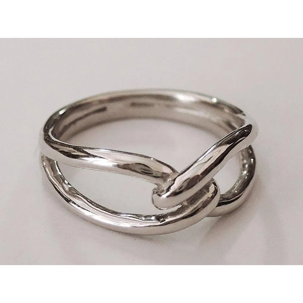 TINY OPEN CIRCLE RING